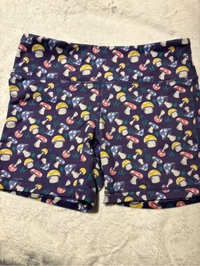 IAB MFG Purple Mushroom-Print Women's Active Shorts - size 6/Small